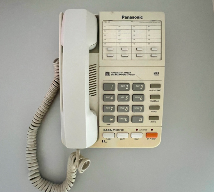 Panasonic KX-T2315 desk phone in yellowed condition before restoration